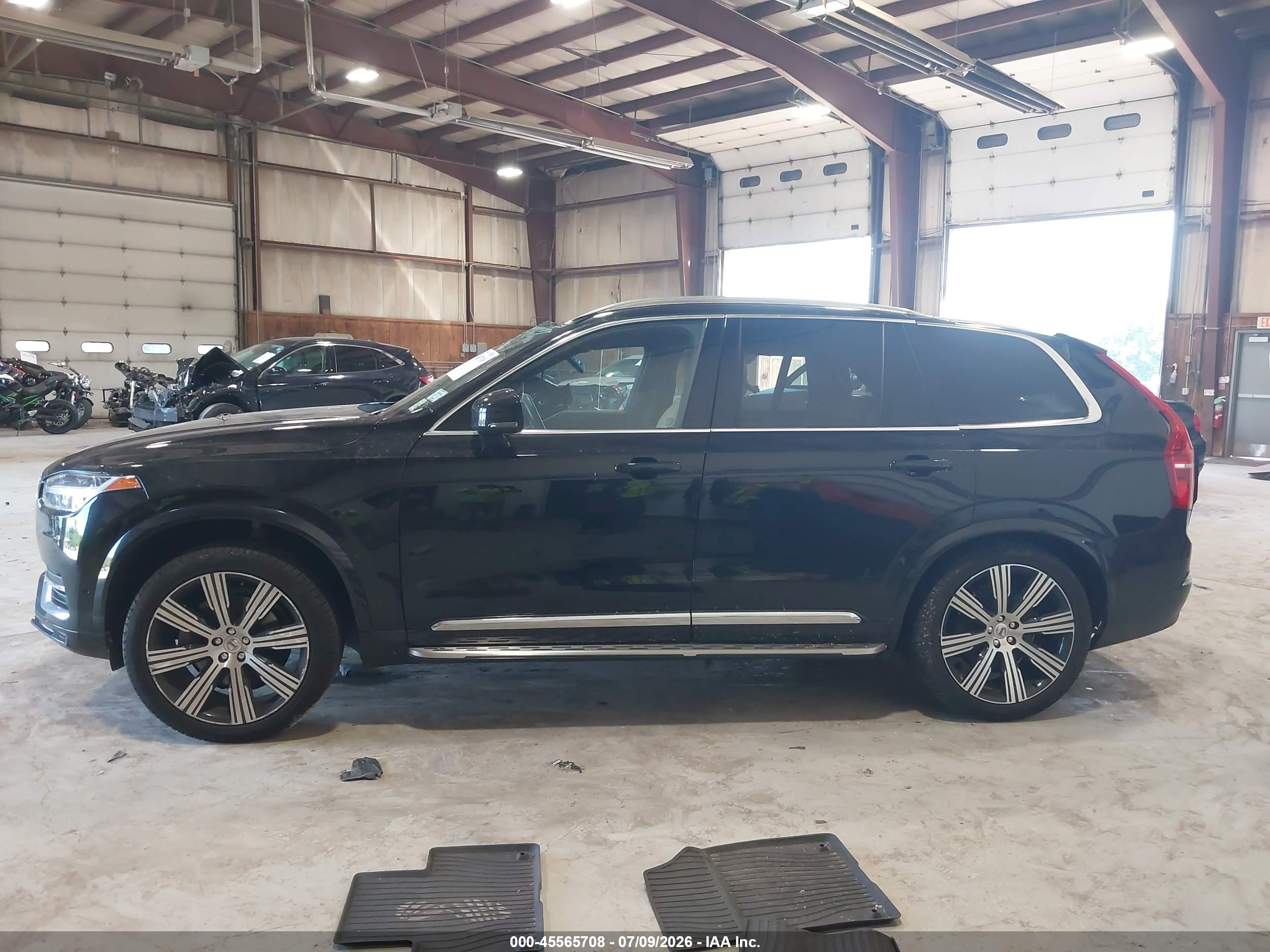2023 VOLVO XC90 B6 ULTIMATE 7-SEATER