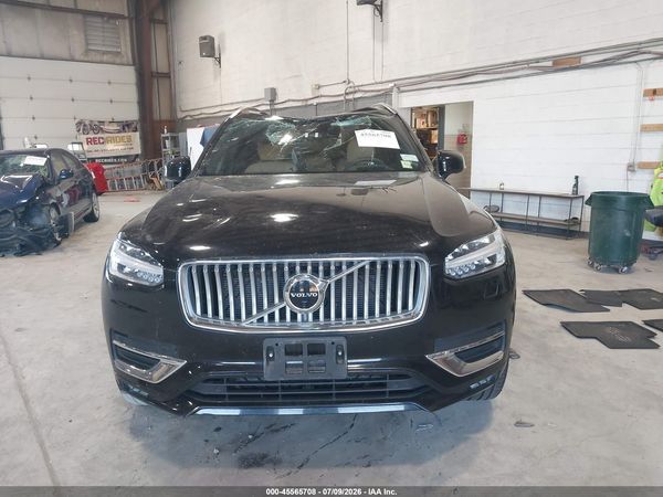 2023 VOLVO XC90 B6 ULTIMATE 7-SEATER