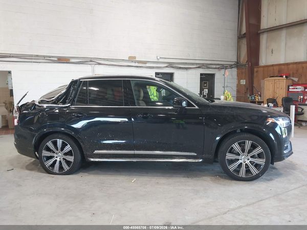 2023 VOLVO XC90 B6 ULTIMATE 7-SEATER