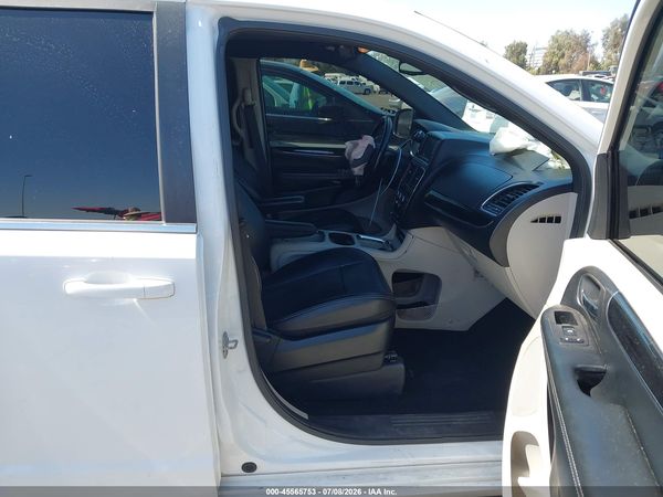 2019 DODGE GRAND CARAVAN SXT — I5