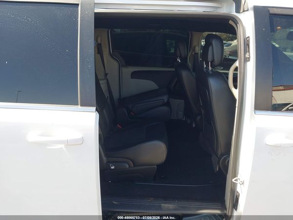 2019 DODGE GRAND CARAVAN SXT — I8