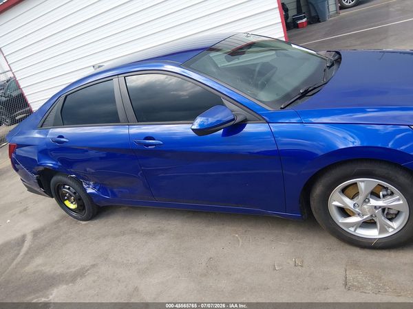 2022 HYUNDAI ELANTRA SE