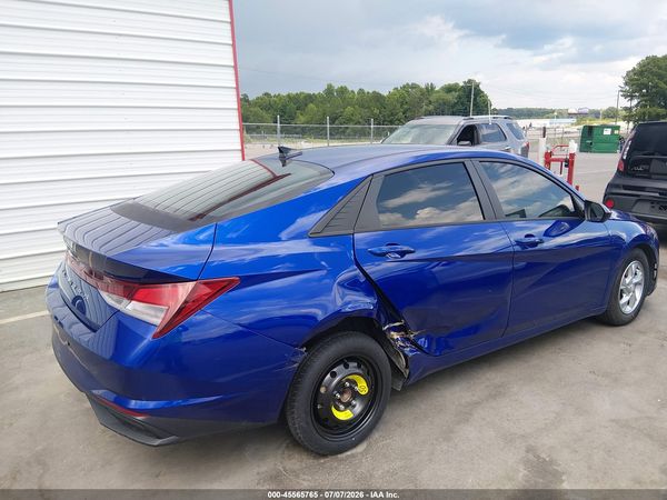2022 HYUNDAI ELANTRA SE