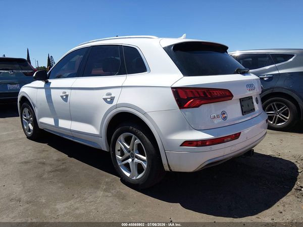 2018 AUDI Q5 quattro Premium Plus