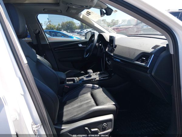 2018 AUDI Q5 quattro Premium Plus