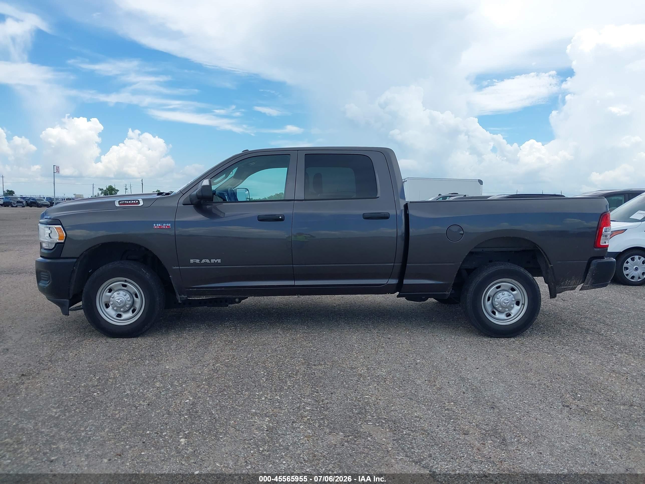 2020 RAM 2500 TRADESMAN  4X2 6'4 BOX