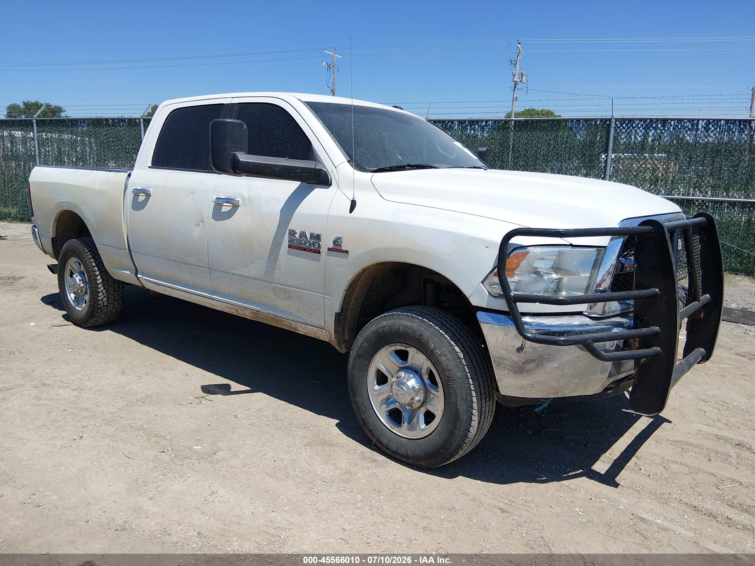 2017 RAM 2500 SLT  4X4 6'4 BOX