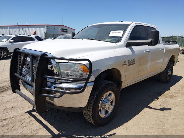2017 RAM 2500 SLT  4X4 6'4 BOX