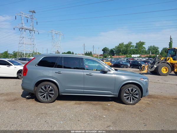 2022 VOLVO XC90 T6 MOMENTUM 7 PASSENGER