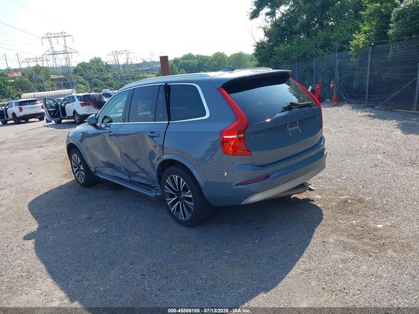 2022 VOLVO XC90 T6 MOMENTUM 7 PASSENGER