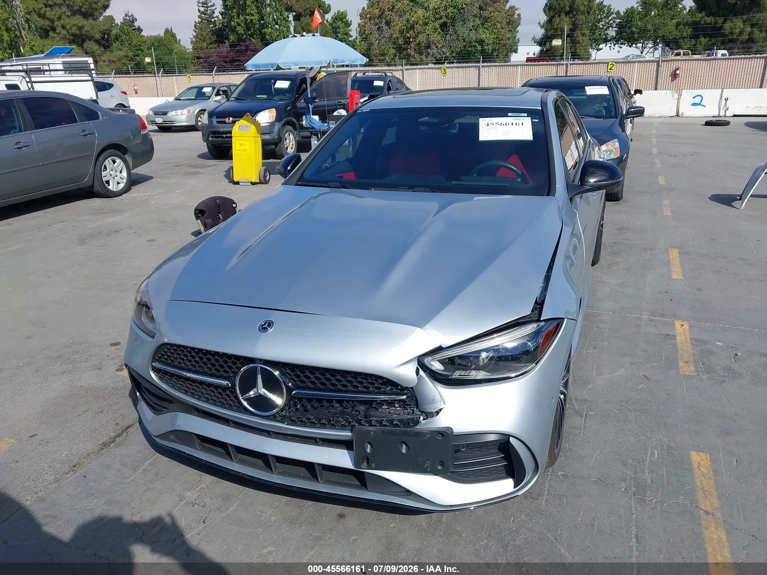 2024 MERCEDES-BENZ C 300