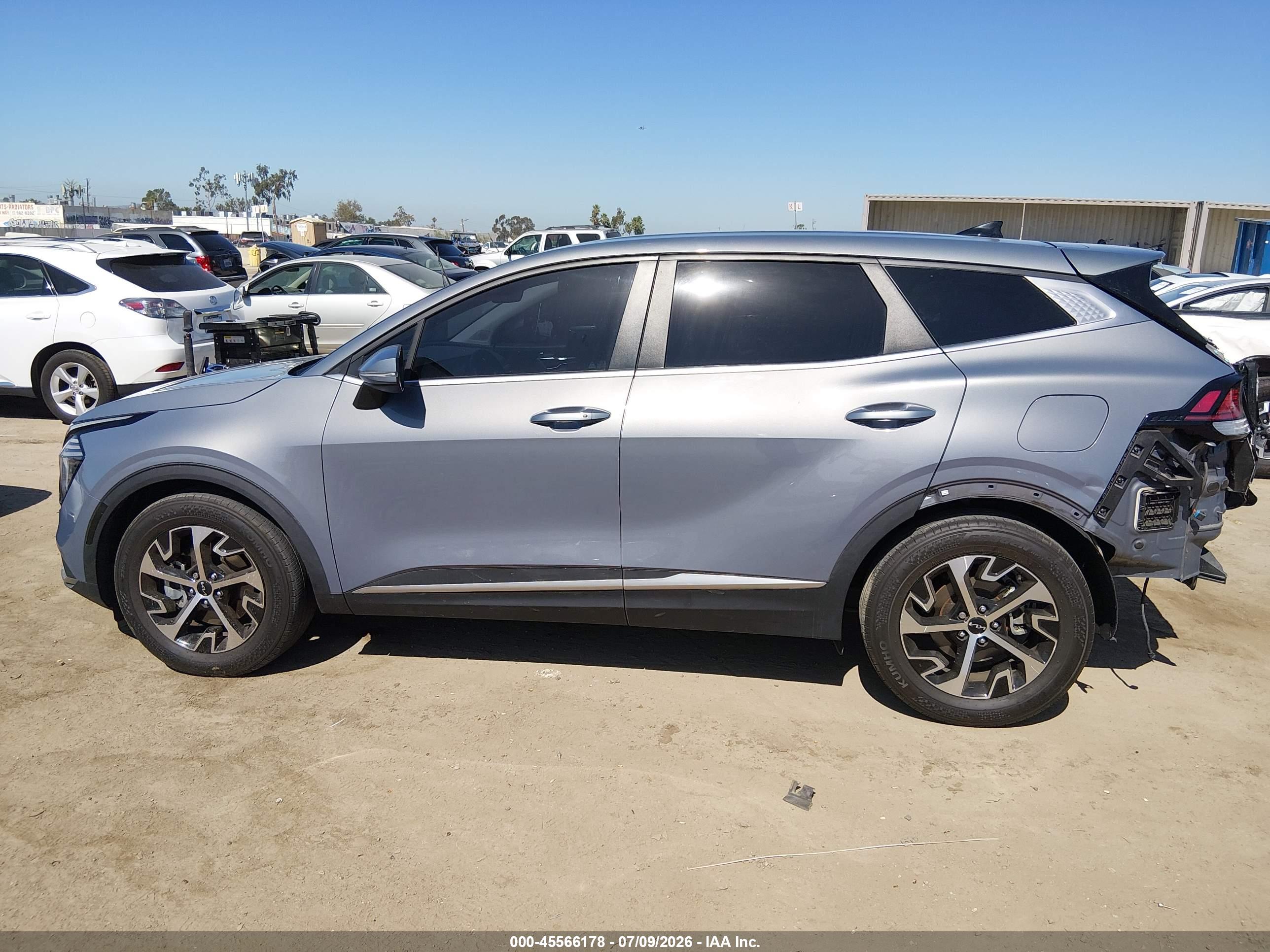 2024 KIA SPORTAGE EX