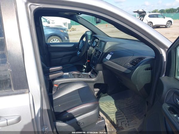 2018 DODGE GRAND CARAVAN GT — I5