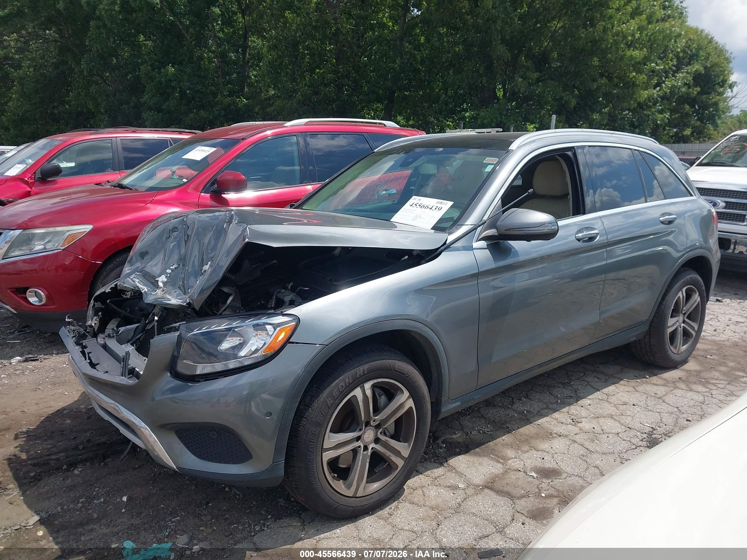 2017 MERCEDES-BENZ GLC 300