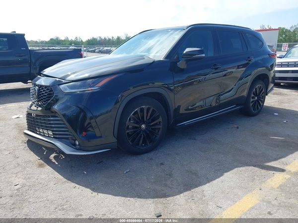 2023 TOYOTA HIGHLANDER XSE