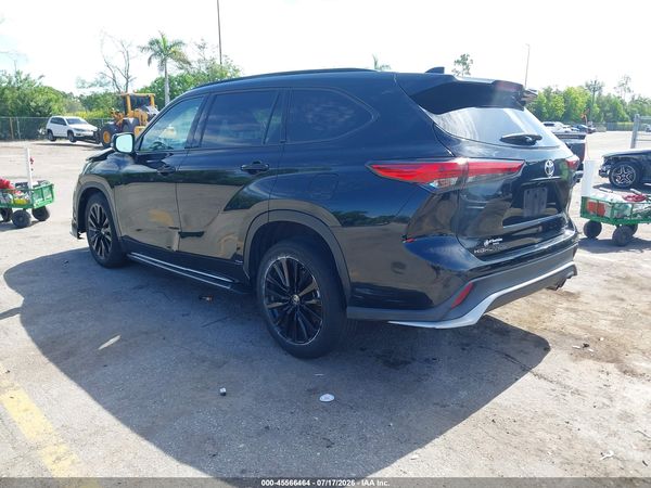 2023 TOYOTA HIGHLANDER XSE