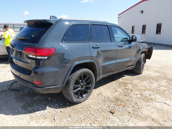 2017 JEEP GRAND CHEROKEE ALTITUDE