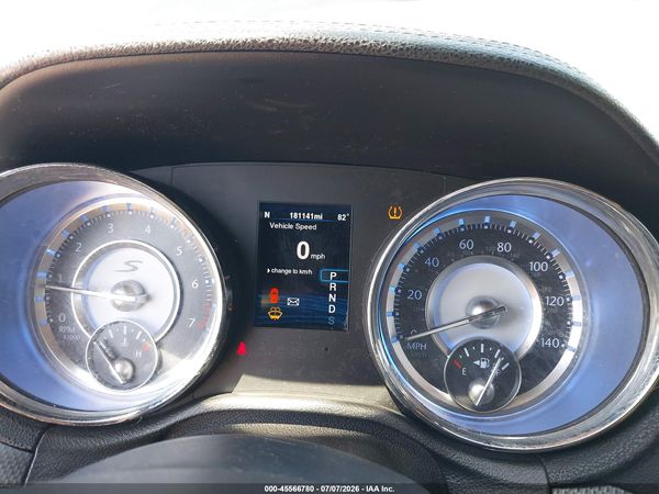 2014 CHRYSLER 300 300S — I7