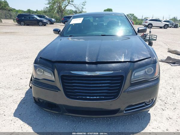 2014 CHRYSLER 300 300S — I115
