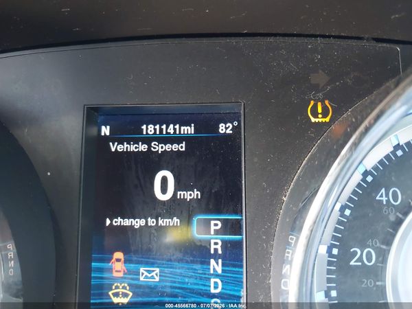 2014 CHRYSLER 300 300S — I118