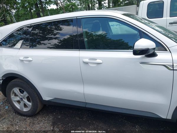 2022 KIA SORENTO LX