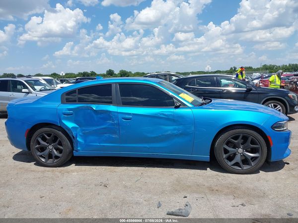 2015 DODGE CHARGER SXT