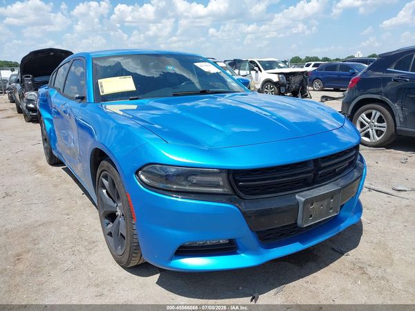 2015 DODGE CHARGER SXT