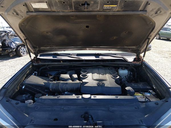 2018 TOYOTA 4RUNNER SR5 PREMIUM