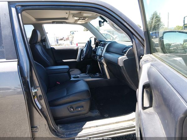 2018 TOYOTA 4RUNNER SR5 PREMIUM