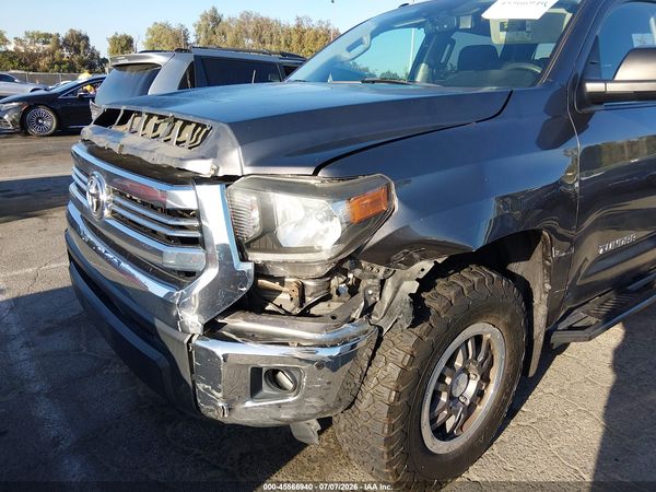 2017 TOYOTA TUNDRA SR5 4.6L V8