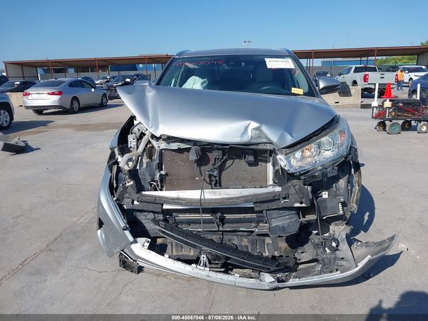 2019 TOYOTA HIGHLANDER XLE
