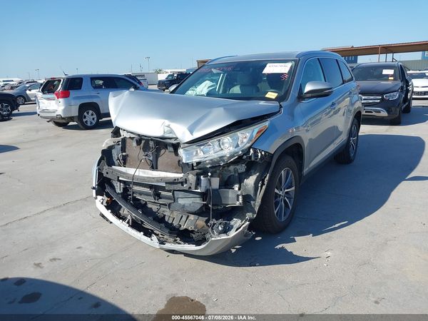 2019 TOYOTA HIGHLANDER XLE