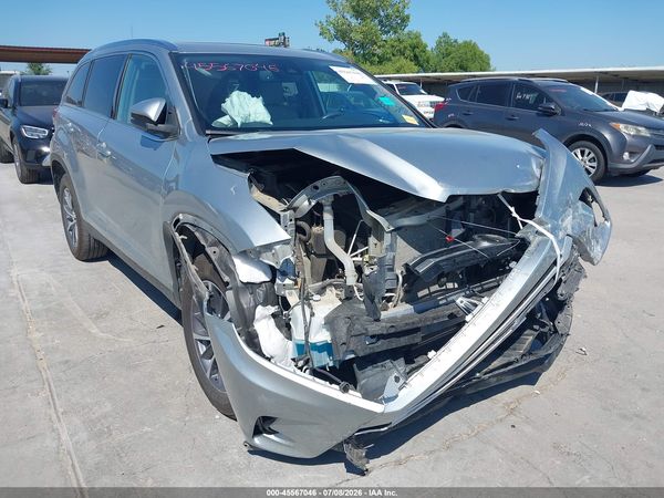 2019 TOYOTA HIGHLANDER XLE