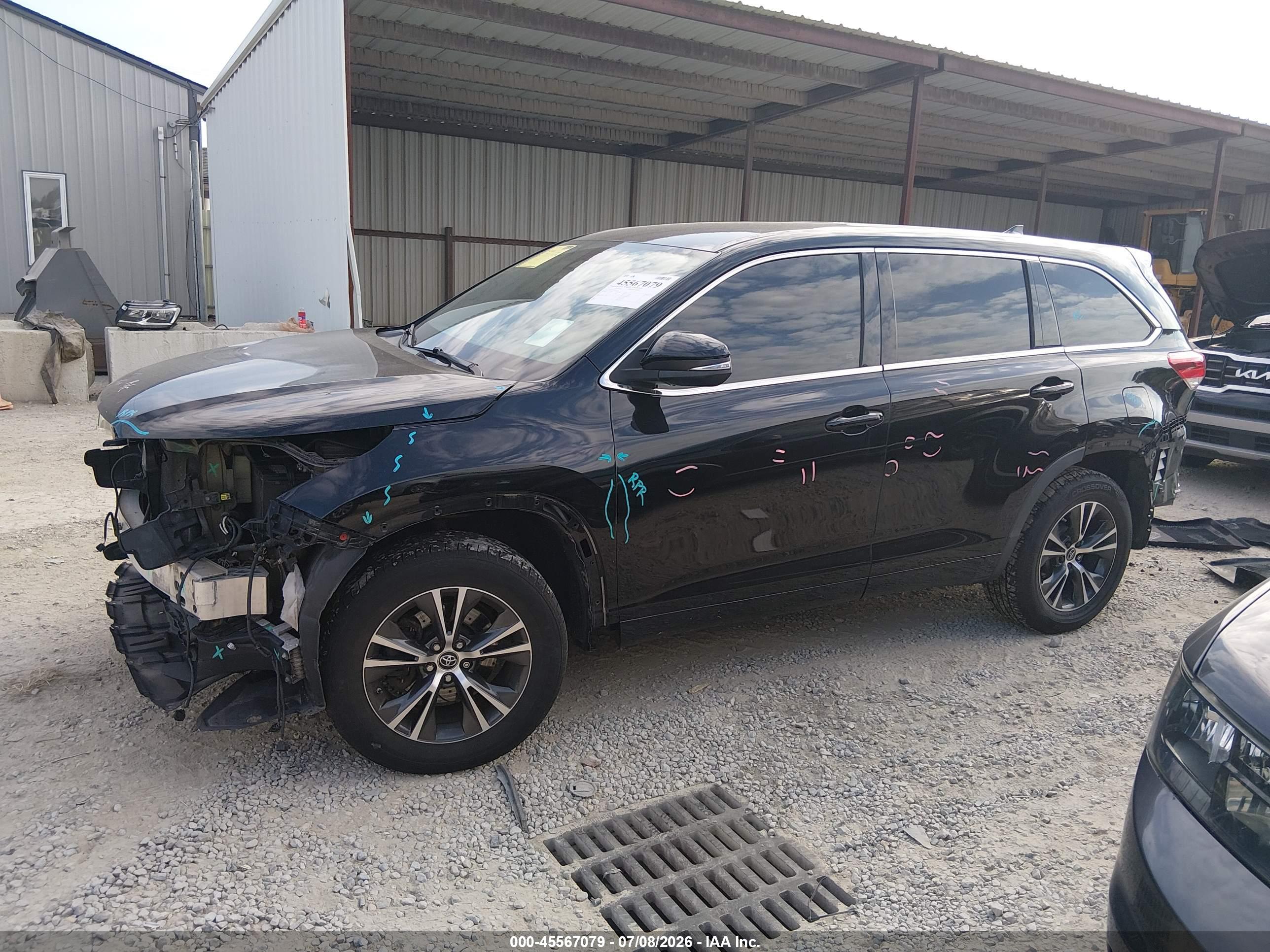 2018 TOYOTA HIGHLANDER LE PLUS