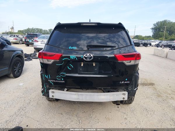 2018 TOYOTA HIGHLANDER LE PLUS