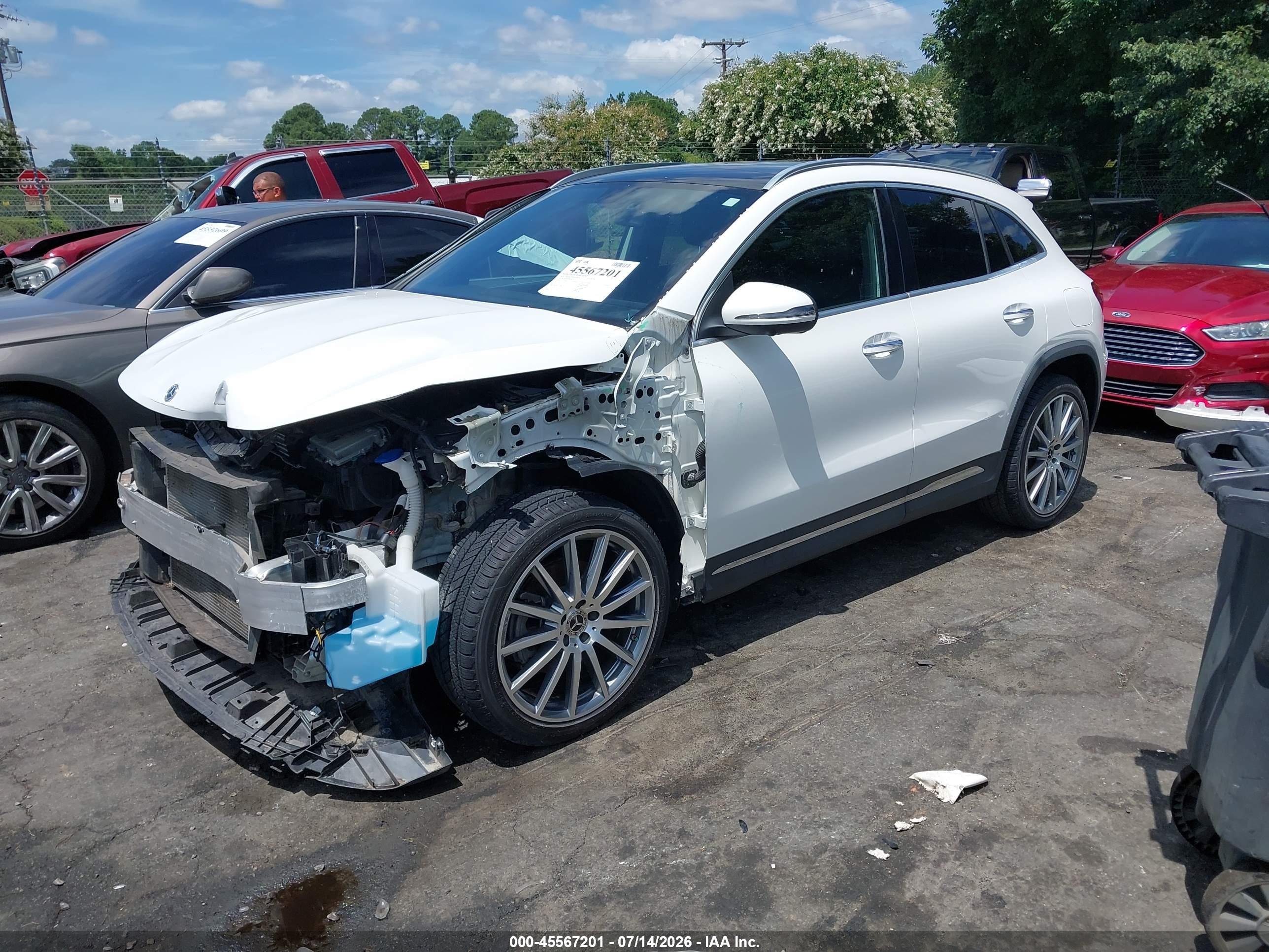 2022 MERCEDES-BENZ GLA 250 4MATIC