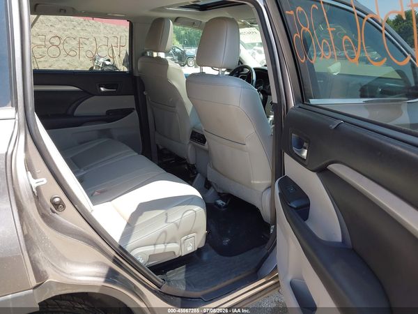 2018 TOYOTA HIGHLANDER XLE