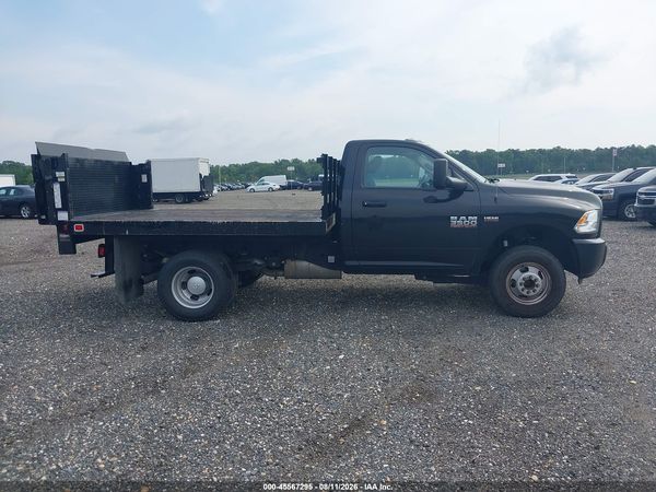 2017 RAM 3500 CHASSIS TRADESMAN/SLT