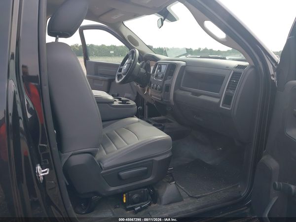 2017 RAM 3500 CHASSIS TRADESMAN/SLT
