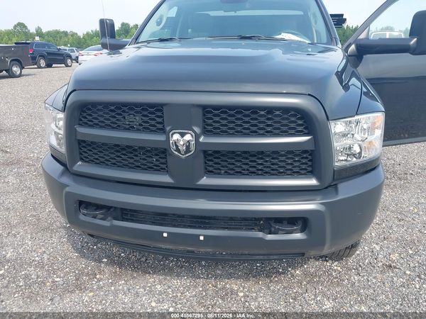 2017 RAM 3500 CHASSIS TRADESMAN/SLT