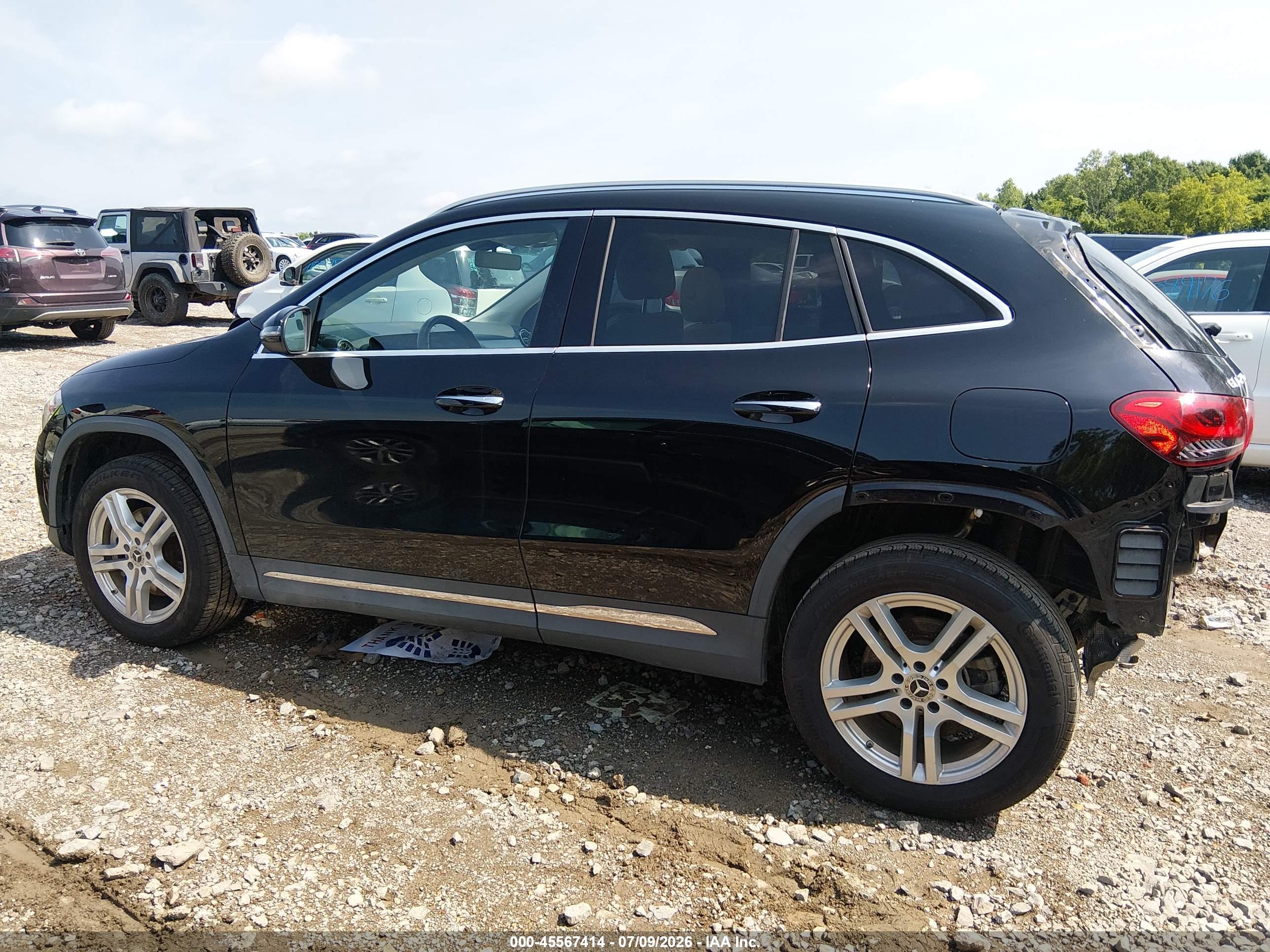 2021 MERCEDES-BENZ GLA 250 4MATIC