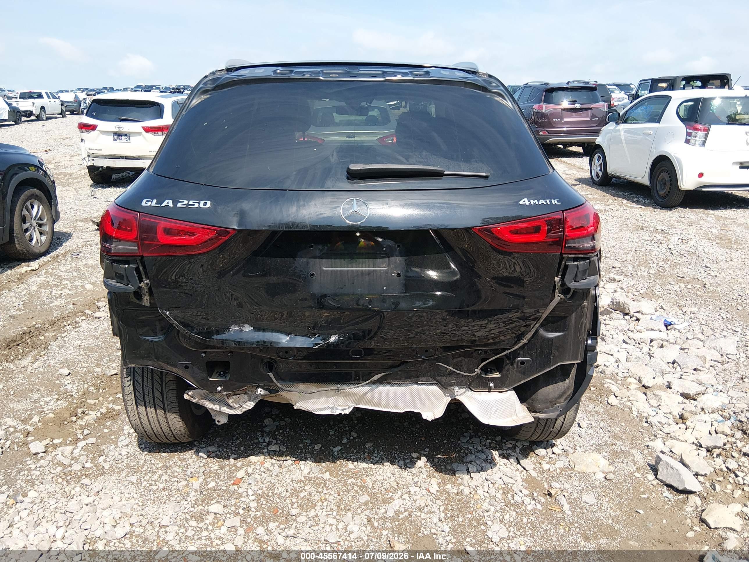 2021 MERCEDES-BENZ GLA 250 4MATIC