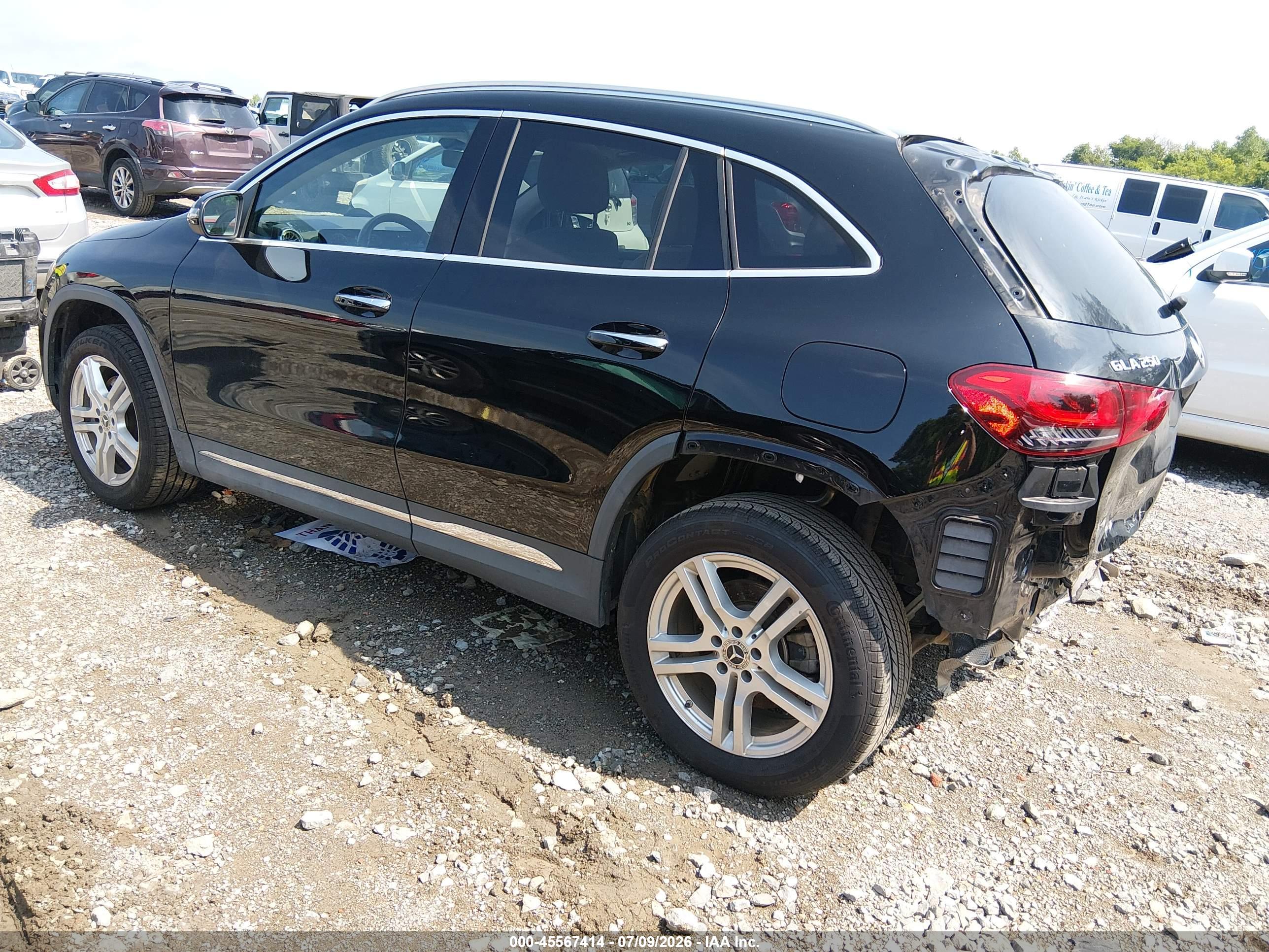 2021 MERCEDES-BENZ GLA 250 4MATIC
