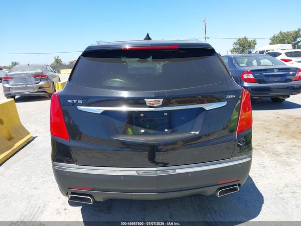 2017 CADILLAC XT5 STANDARD