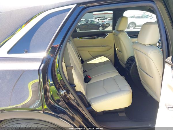 2017 CADILLAC XT5 STANDARD