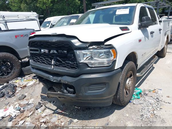 2022 RAM 2500 TRADESMAN  4X2 8' BOX