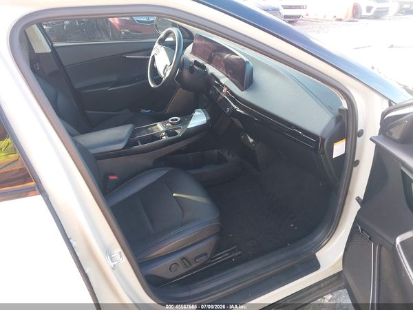 2022 KIA EV6 WIND