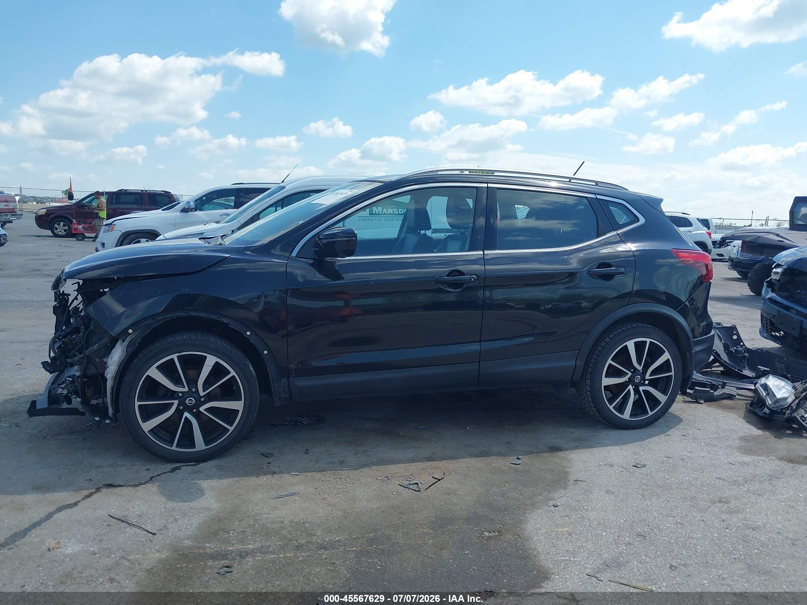 2018 NISSAN ROGUE SPORT SL