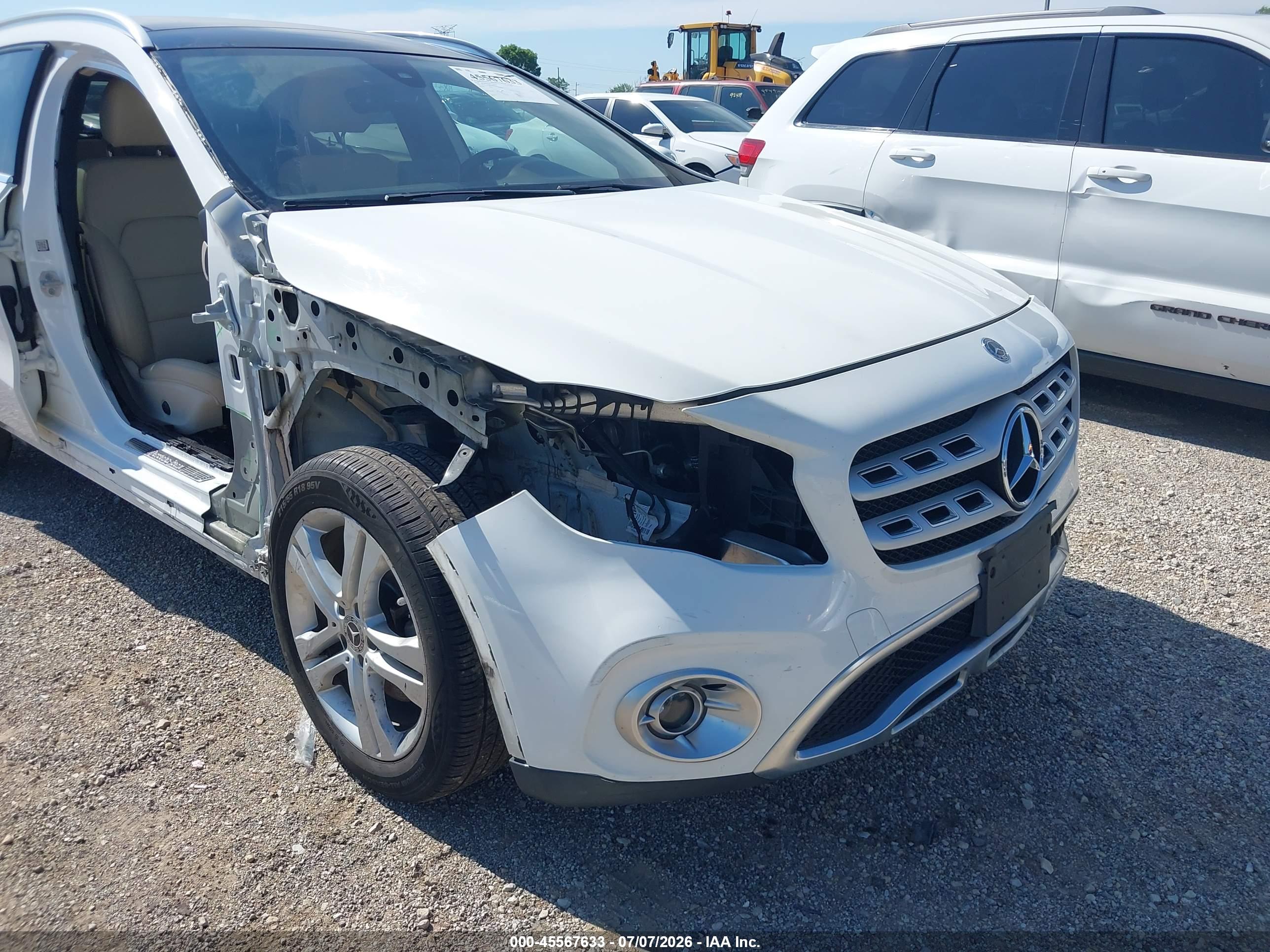 2020 MERCEDES-BENZ GLA 250 4MATIC