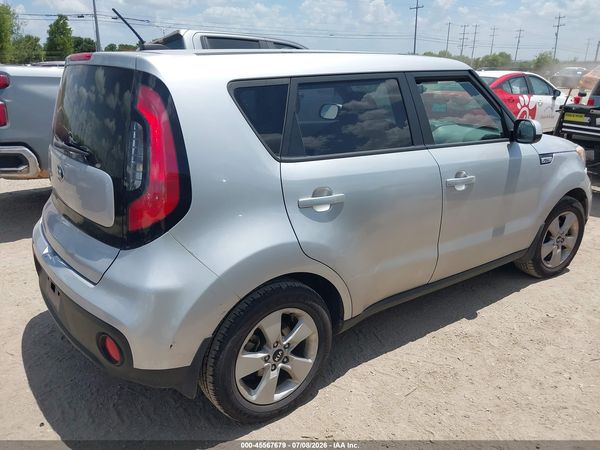 2017 KIA SOUL Base